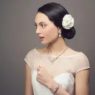 'Odette' Cubic Zirconia Pearl Bridal Earrings - Vintage White 