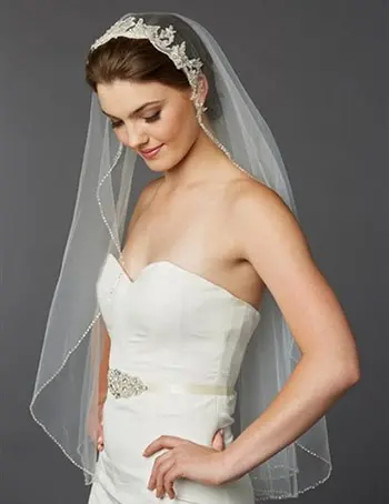 'CATALINA' VEIL WITH LACE AND BUGLE BEADED EDGE