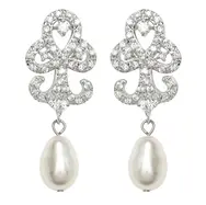 'Tess' Pearl Earrings by Stephanie Browne